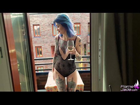 ❤️ Enorm tjej som suger med en gupp och knullar passionerat under öppen himmel Sexvideo at sv.sexygirlspics-com.ru
